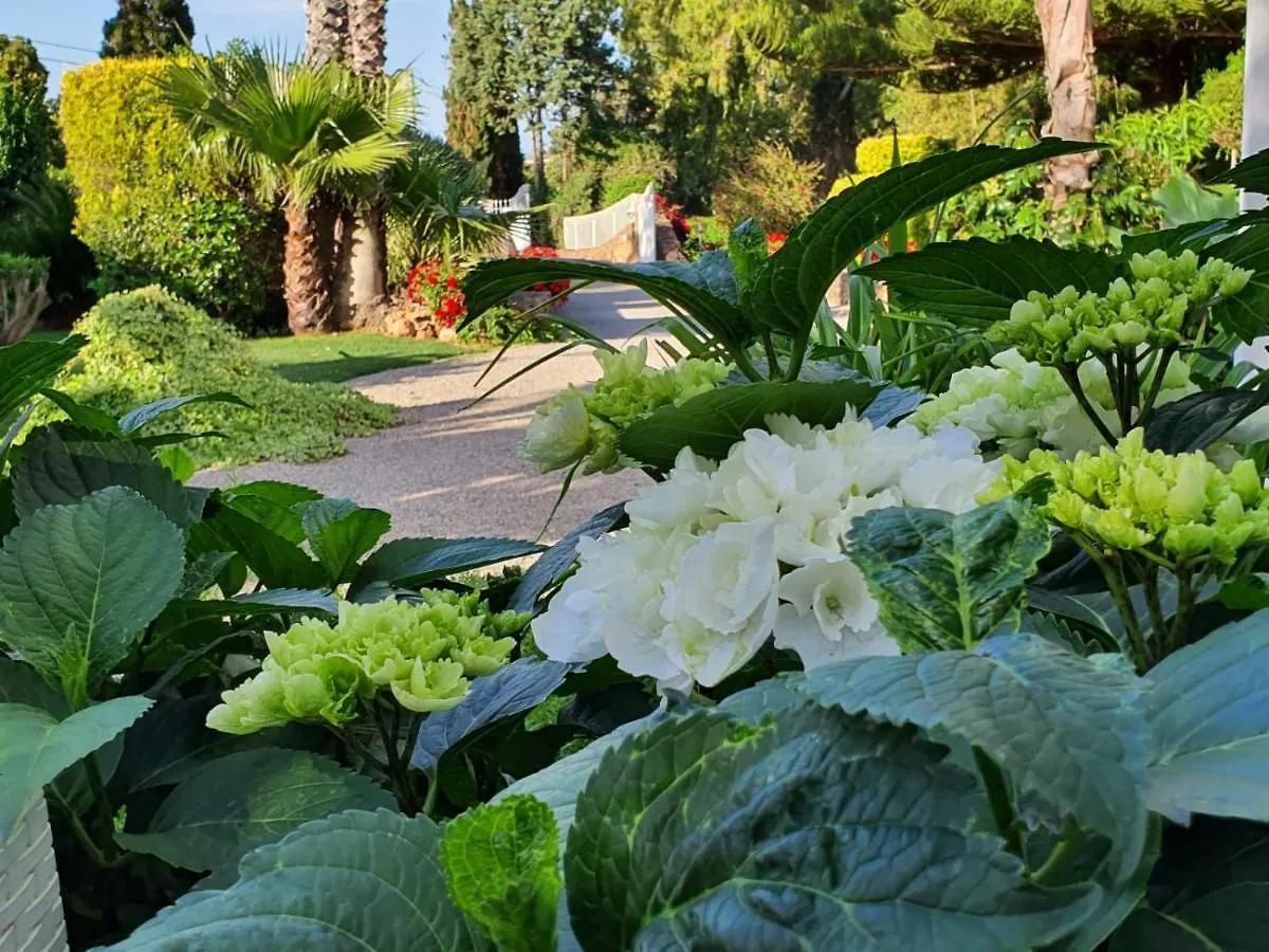 Arenosu Comfort Country Resort Fertilia 2*,  Italie