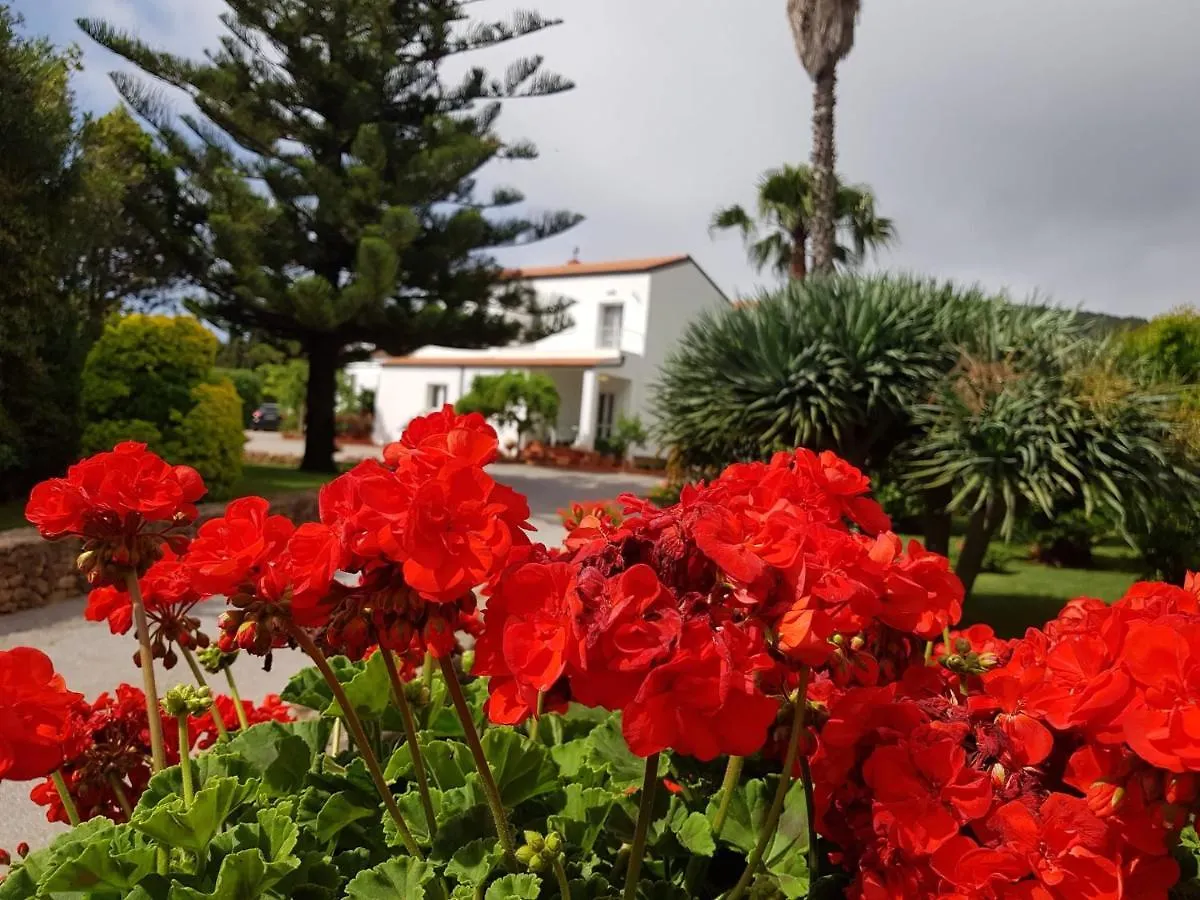 Arenosu Comfort Country Resort Fertilia 2*,  Italien